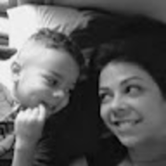 Meet your Posher, Rachele - Picture 1 of 1